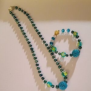 Elegant Green and Blue Beaded Jewelry Set